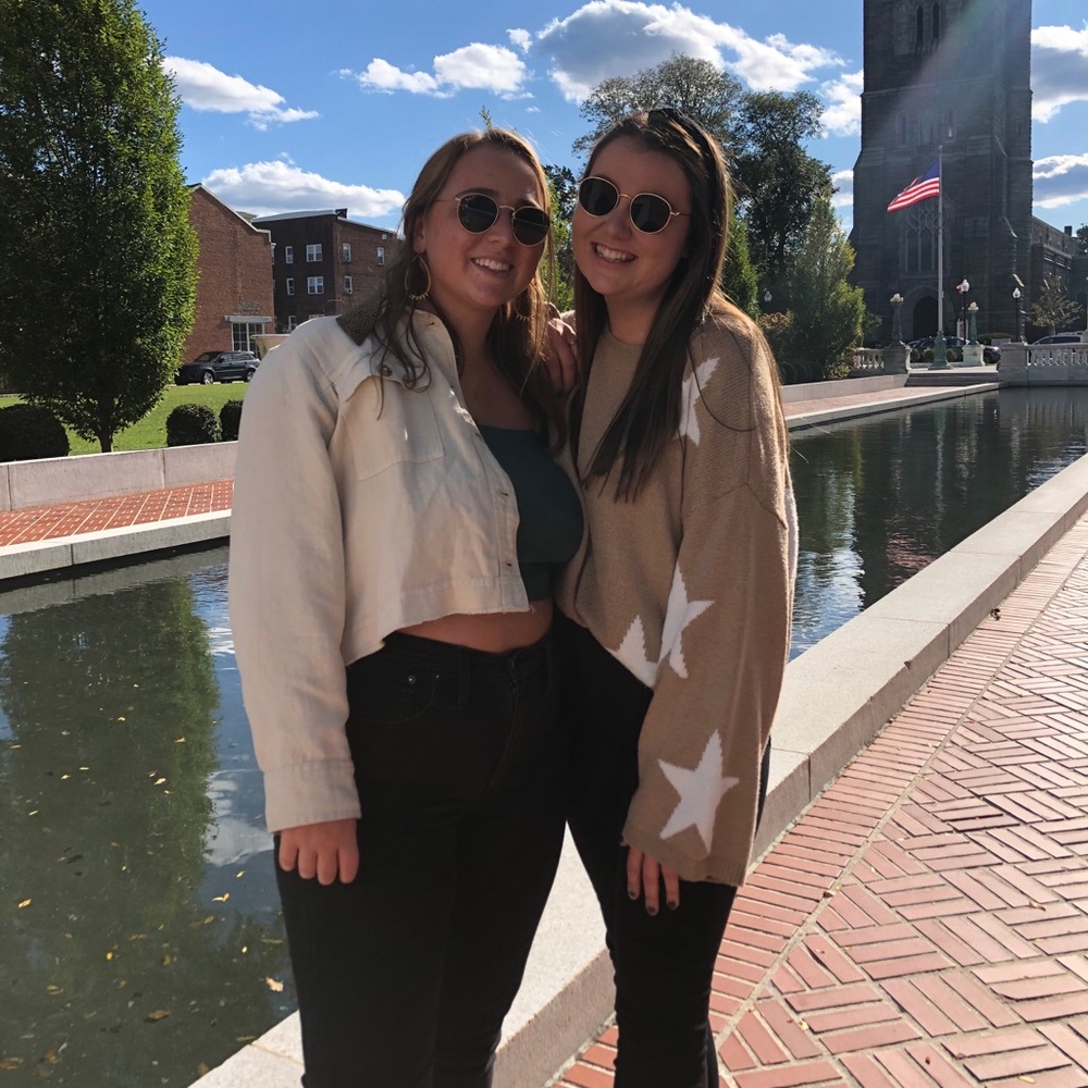 Meet your Posher, Carly